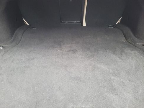 Used 2016 Mercedes-Benz E 350 4MATIC Sedan image 60