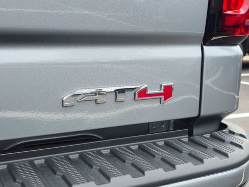 New 2026 GMC Sierra 1500 AT4 w/ AT4 Premium Package AWD/4WD image 32