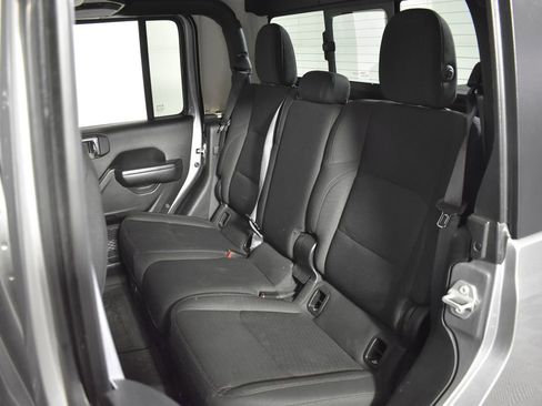 Used 2020 Jeep Gladiator Sport w/ Quick Order Package 24S AWD/4WD image 27