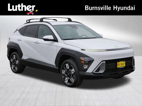 Certified 2025 Hyundai Kona SEL image 1