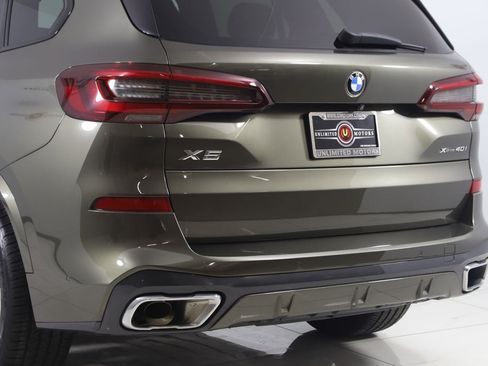 Used 2022 BMW X5 xDrive40i w/ M Sport Package AWD/4WD image 22