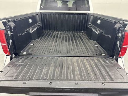 Used 2024 Toyota Tacoma TRD Sport RWD image 32