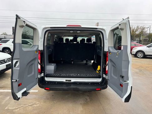 Used 2019 Ford Transit 150 XL image 26