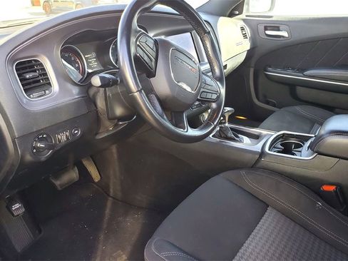 Used 2023 Dodge Charger SXT image 9