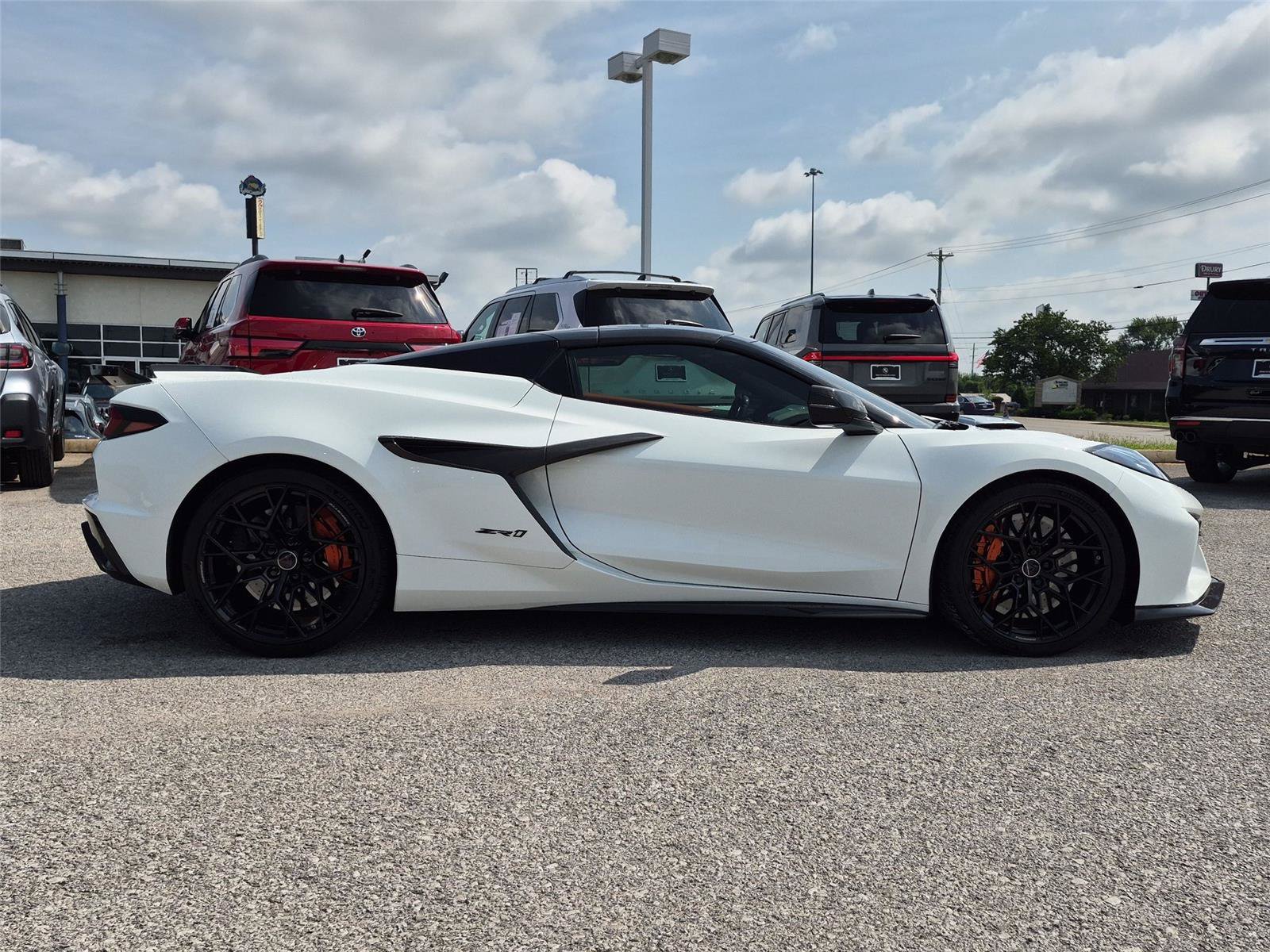 Used 2026 Chevrolet Corvette ZR1 w/ Stealth Interior Trim Package RWD image 6