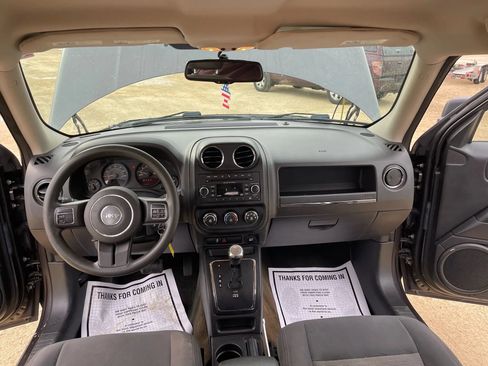 Used 2016 Jeep Patriot Sport w/ Power Value Group image 16