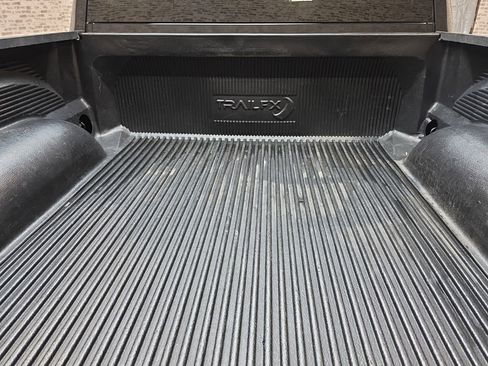 Used 2021 RAM 1500 Classic Warlock image 12