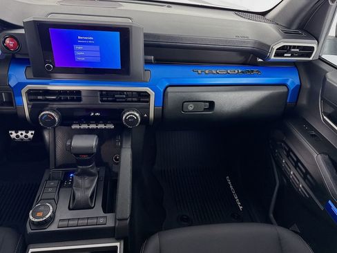 Used 2024 Toyota Tacoma TRD Sport image 24