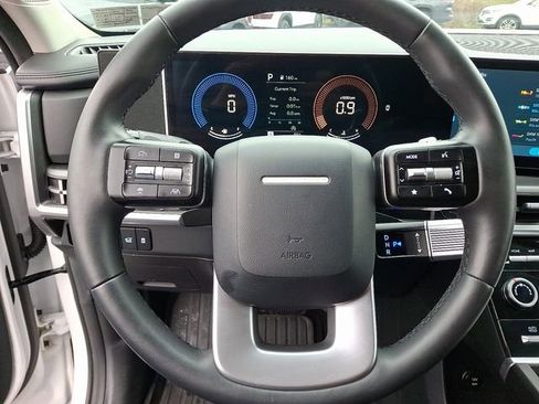 Certified 2025 Hyundai Santa Fe SE image 21