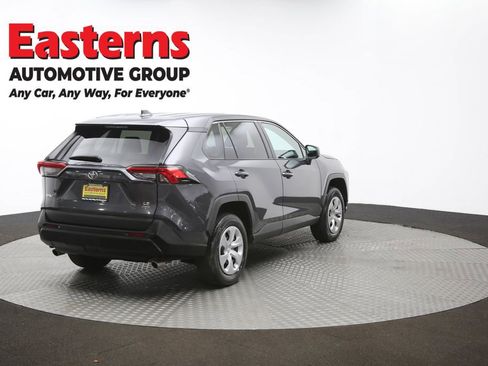 Used 2024 Toyota RAV4 LE image 39