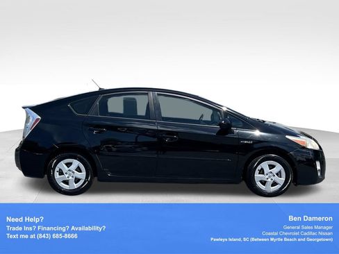 Used 2011 Toyota Prius Four FWD image 4