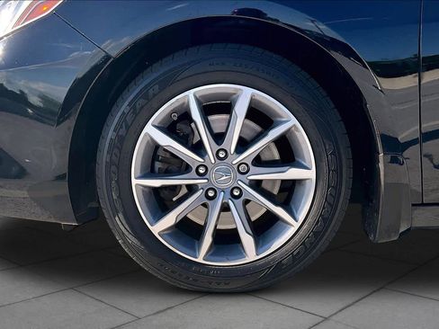 Used 2018 Acura TLX w/ Technology Package FWD image 10