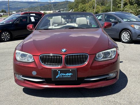 Used 2012 BMW 328i Convertible image 3