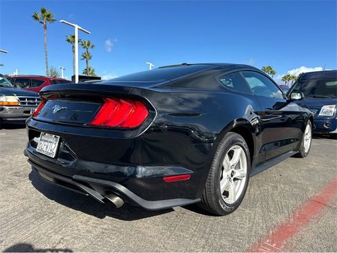 Used 2019 Ford Mustang Coupe image 6