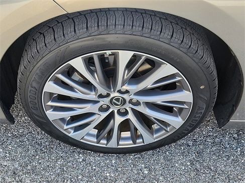 Used 2021 Lexus ES 350 350 w/ Premium Package image 8