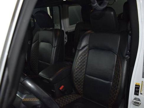 Used 2023 Jeep Wrangler Altitude image 15