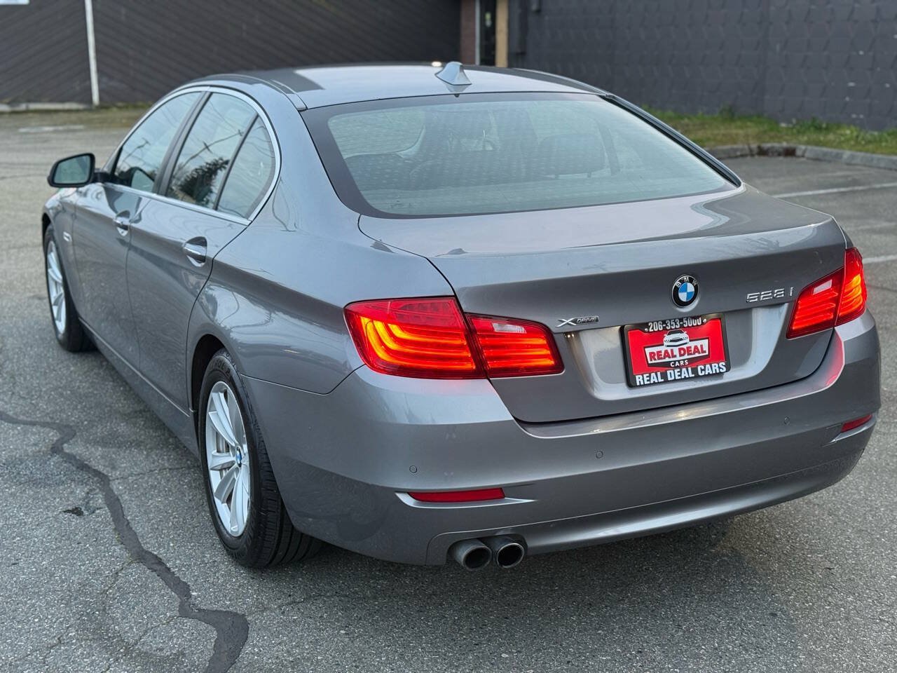 Used 2014 BMW 528i xDrive Sedan AWD/4WD image 50