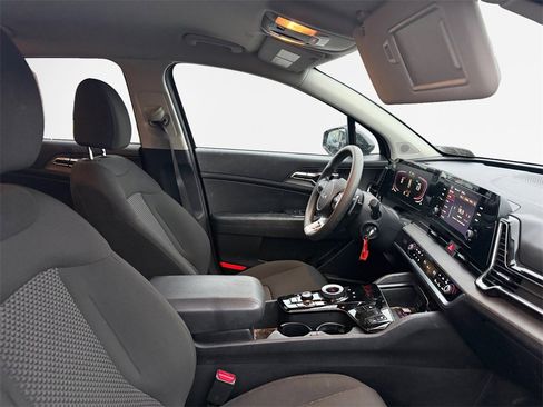 Certified 2023 Kia Sportage LX image 25