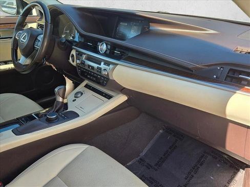 Used 2017 Lexus ES 350 image 22
