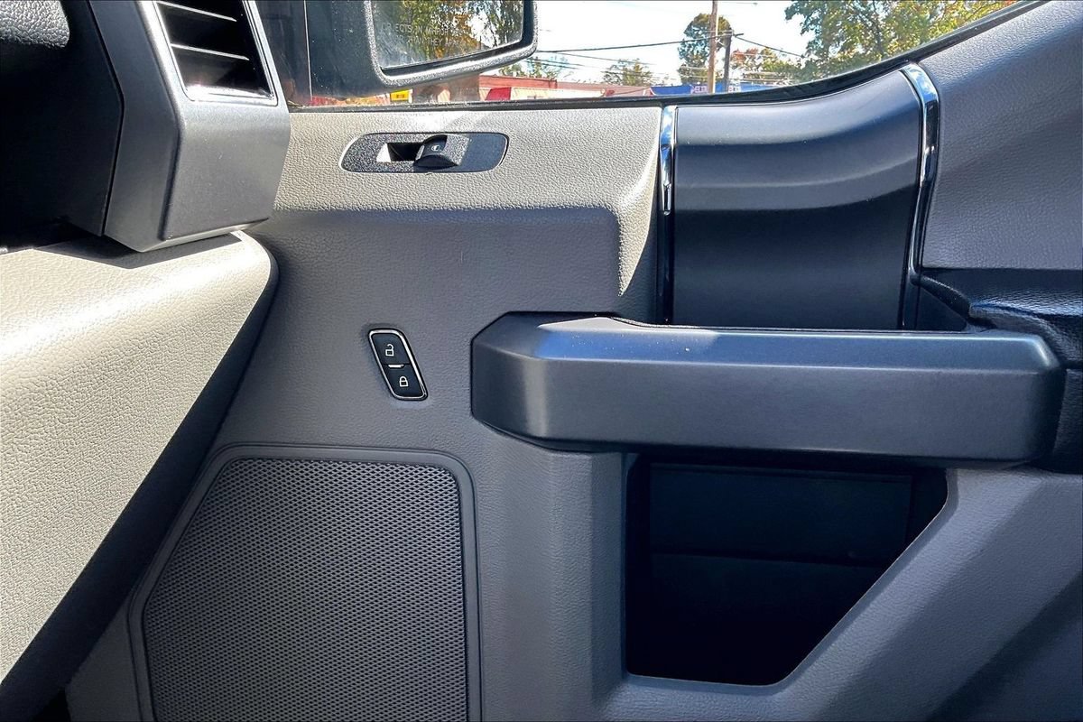 Used 2019 Ford F150 XLT w/ Equipment Group 302A Luxury AWD/4WD image 33