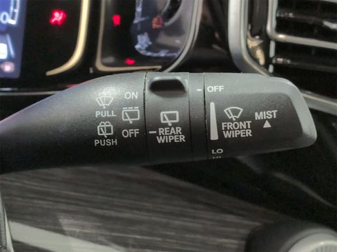 Used 2022 Jeep Wagoneer Series III w/ Premium Group I image 28