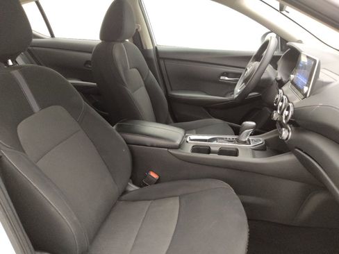Used 2024 Nissan Sentra SV FWD image 21