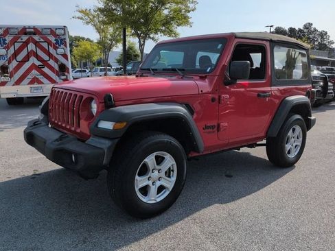 Used 2021 Jeep Wrangler Sport AWD/4WD image 7