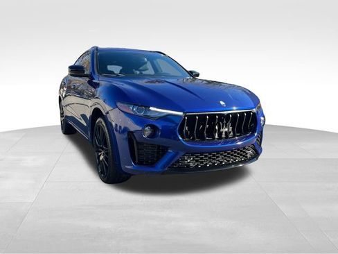Used 2022 Maserati Levante GT image 7