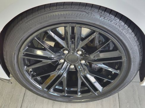 Used 2019 Chevrolet Camaro SS RWD image 8