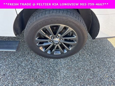 Used 2020 Ford Expedition Max Limited image 9