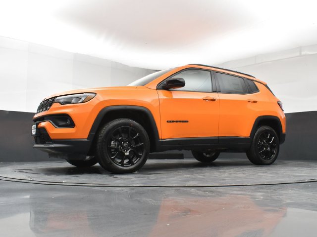 New 2026 Jeep Compass Latitude AWD/4WD image 21