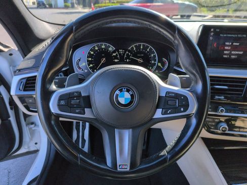 Used 2017 BMW 540i RWD image 18