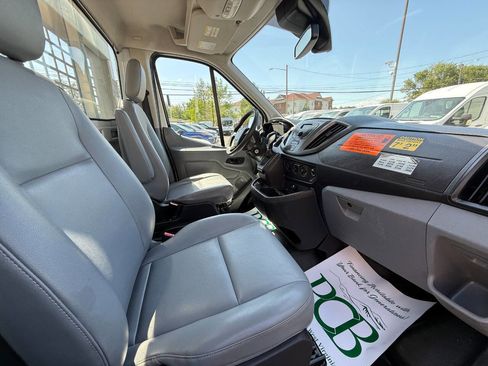 Used 2018 Ford Transit 250 138 image 22