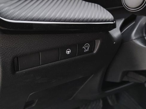 New 2026 Nissan Kicks SR w/ Cold Weather Package image 17