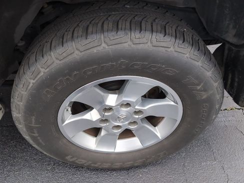 Used 2013 Toyota 4Runner SR5 RWD image 2