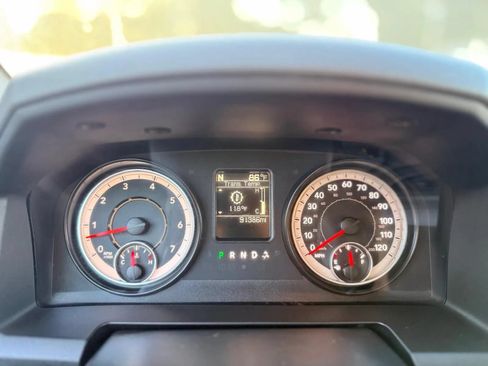 Used 2016 RAM 1500 Classic SLT AWD/4WD image 17