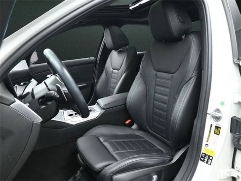 Used 2024 BMW M340i xDrive M340i xDrive w/ Premium Package image 12