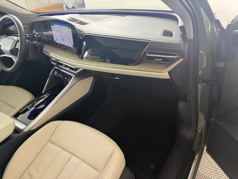 Certified 2025 Audi Q5 Premium w/ Convenience Package AWD/4WD image 24