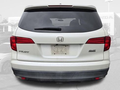 Used 2016 Honda Pilot EX image 7