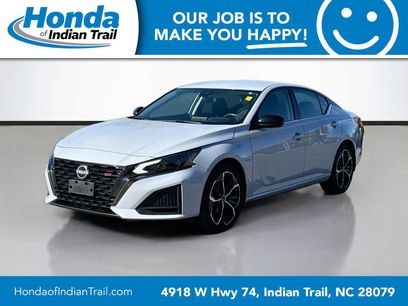 Used 2023 Nissan Altima 2.5 SR