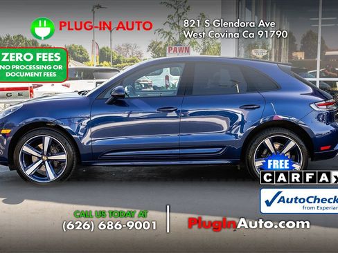Used 2023 Porsche Macan AWD/4WD image 5