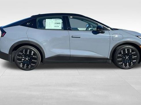 New 2026 Nissan Leaf Platinum+ w/ Cargo Package (Platinum+) image 10