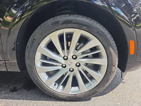 Used 2024 Buick Envision Avenir AWD/4WD image 8