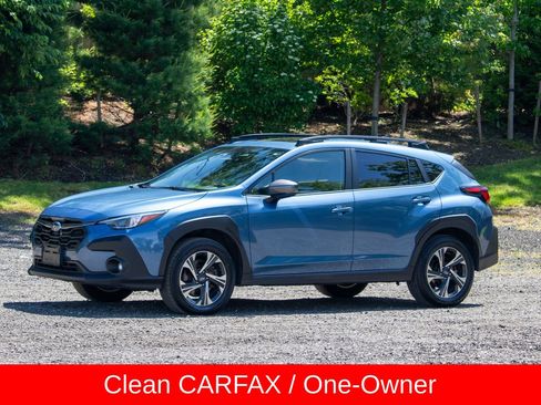 Used 2024 Subaru Crosstrek 2.0i Premium AWD/4WD image 3
