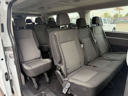 Used 2024 Ford Transit 350 XLT RWD image 27