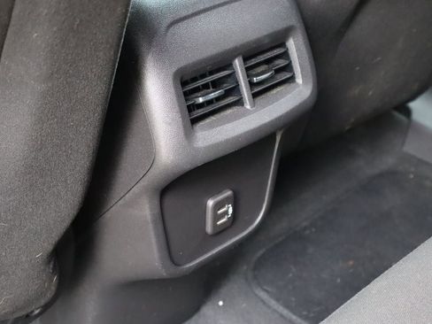 Used 2023 Chevrolet Equinox LT AWD/4WD image 18