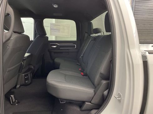 New 2026 RAM 3500 Big Horn AWD/4WD image 19