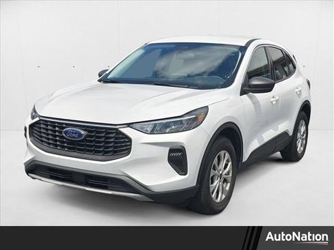 Used 2024 Ford Escape Active image 1