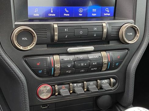 Used 2019 Ford Mustang Shelby GT350 w/ Technology Package RWD image 19