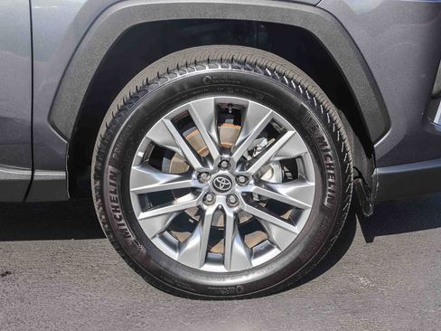 Used 2023 Toyota RAV4 Limited FWD image 11